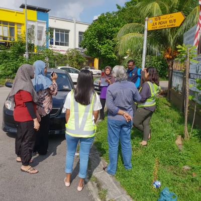 40f2f3c8 8ff8 4220 B0ea 6d122ec76a9f